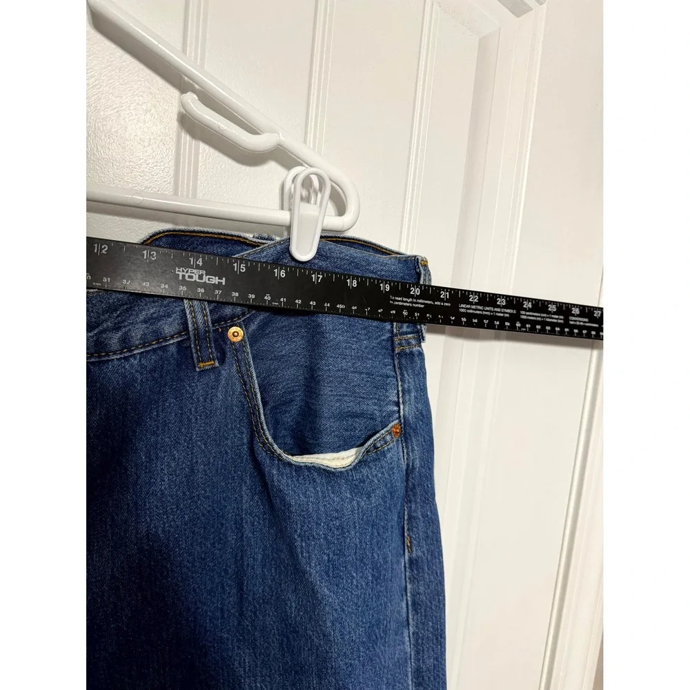 Levi's 501 Original Fit Jeans Mens 42x30 Blue Straight Leg Button Fly Denim